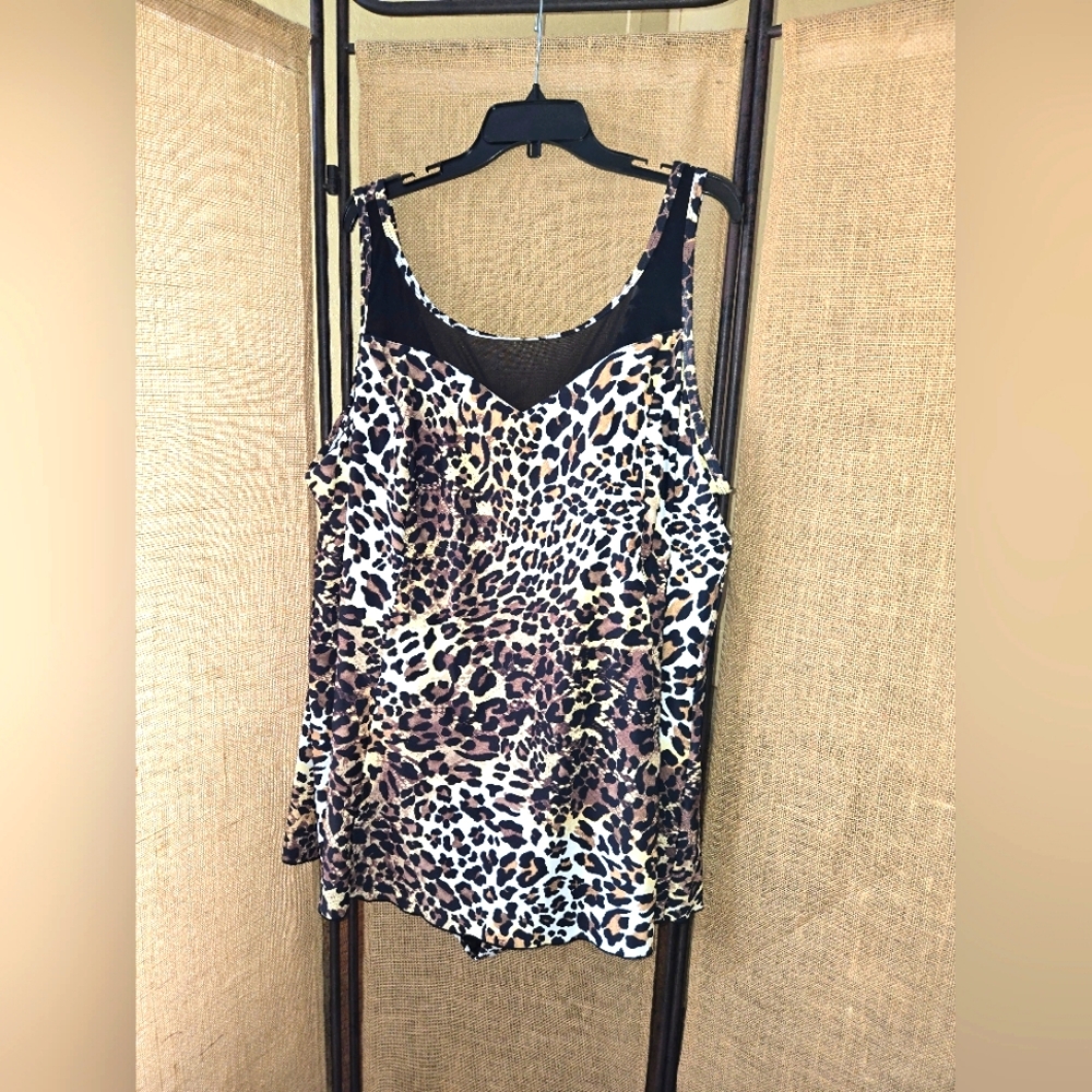 NWOT Women's Swimsuits For All Leopard Print Swimsuit Size 32